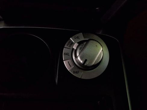 Used 2010 Toyota 4Runner Limited image 24