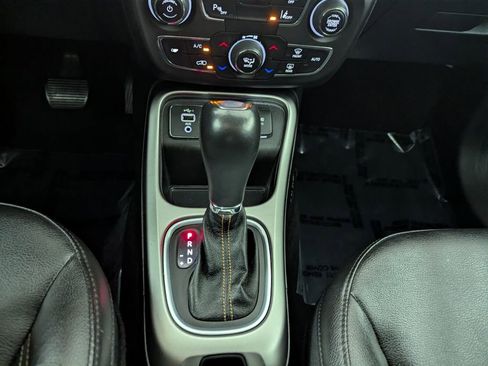 Certified 2020 Jeep Compass Latitude image 14