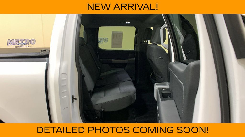 Used 2025 Ford F150 Lightning XLT AWD/4WD image 14