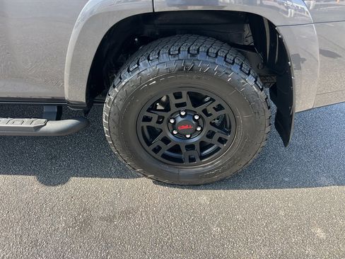 Used 2023 Toyota 4Runner SR5 Premium w/ Moonroof Package image 9