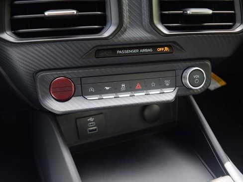 Used 2025 Ford Mustang Coupe RWD image 11