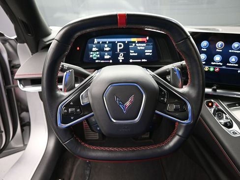 Used 2020 Chevrolet Corvette Stingray Convertible w/ 1LT RWD image 13