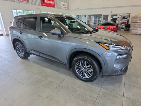 Used 2021 Nissan Rogue S AWD/4WD image 7
