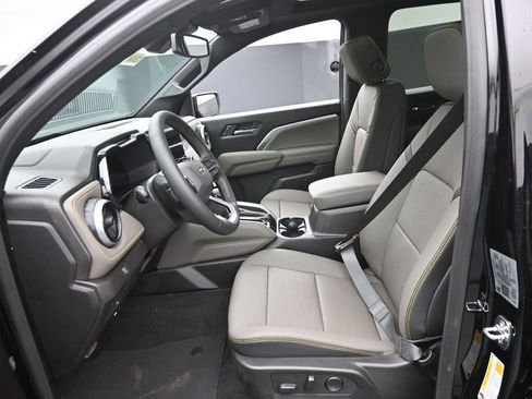 New 2026 Chevrolet Colorado ZR2 w/ Technology Package image 14