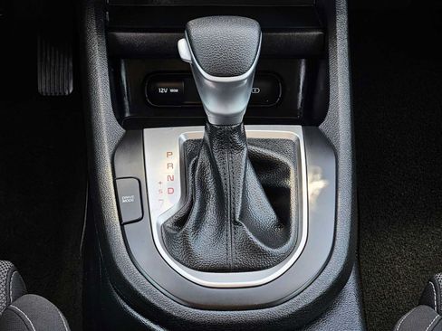 Used 2024 Kia Forte LXS FWD image 31