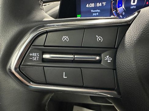 Used 2025 Chevrolet Traverse Z71 w/ Driver Confidence Package AWD/4WD image 19