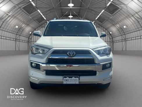 Used 2019 Toyota 4Runner Limited AWD/4WD image 5