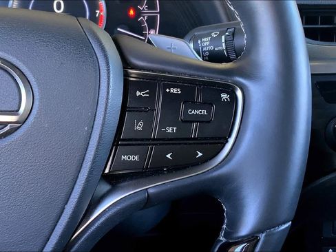Used 2019 Lexus ES 350 w/ Premium Package FWD image 24