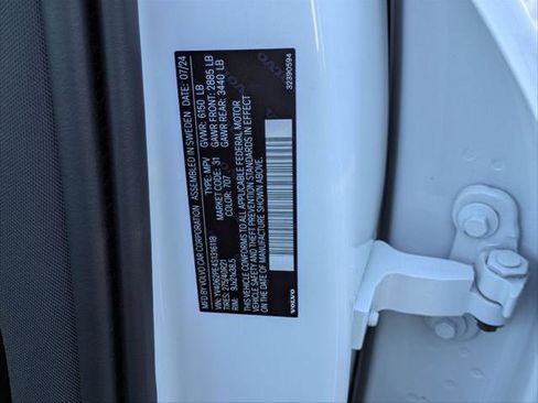 Used 2025 Volvo XC90 B6 Plus w/ Protection Package Premier image 30