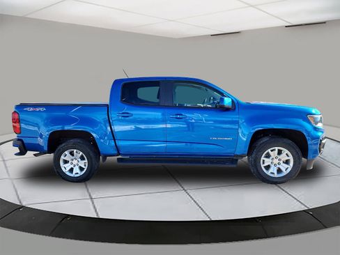 Used 2021 Chevrolet Colorado LT w/ Safety Package image 6