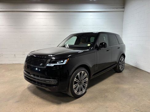 New 2026 Land Rover Range Rover SE image 1