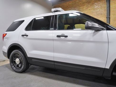 Used 2019 Ford Explorer 4WD Police Interceptor image 9