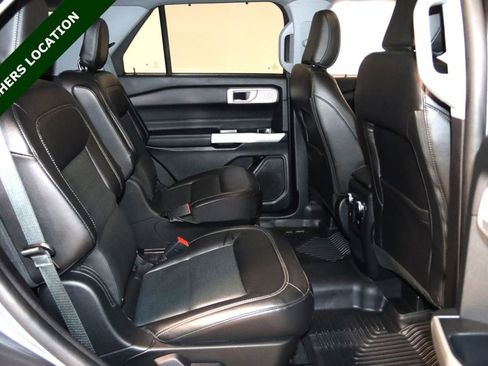 Used 2021 Ford Explorer Limited w/ Equipment Group 301A AWD/4WD image 67