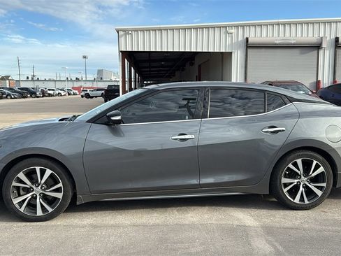 Used 2017 Nissan Maxima 3.5 SL image 3