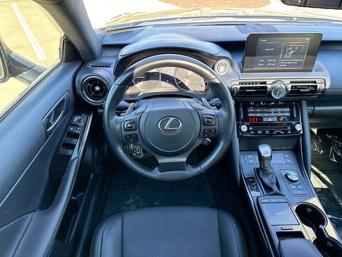 Used 2023 Lexus IS 300 w/ Comfort Package RWD image 12