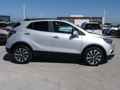 Used 2022 Buick Encore Preferred w/ Safety Package FWD image 3