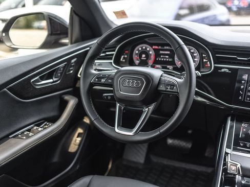 Used 2025 Audi Q8 Premium Plus AWD/4WD image 17
