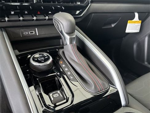 New 2025 Chevrolet Colorado Z71 w/ Technology Package image 28