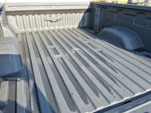 Used 2026 Chevrolet Silverado 2500 High Country w/ High Country Premium Package AWD/4WD image 18