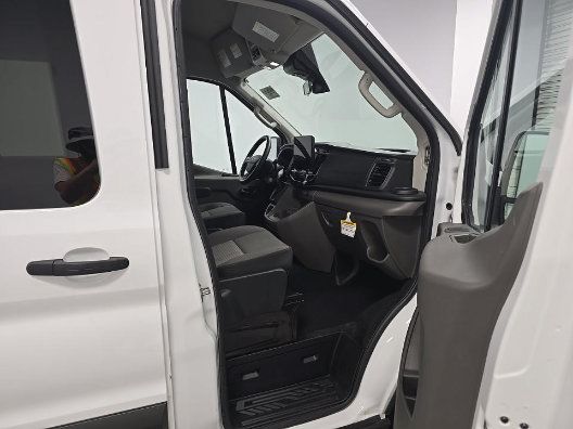 Used 2025 Ford Transit 350 XLT RWD image 6
