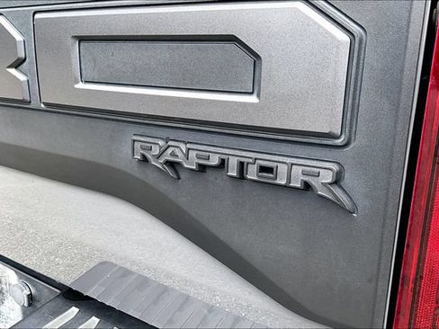 Used 2020 Ford F150 Raptor w/ Equipment Group 802A Luxury AWD/4WD image 23