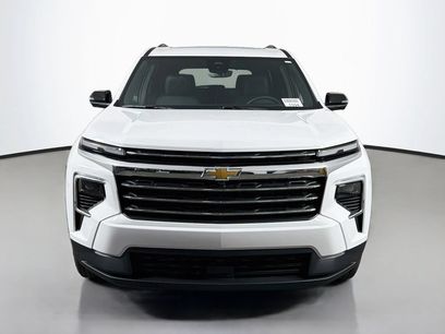 New 2027 Chevrolet Traverse LT w/ Sun and Wheel Package