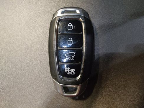 Used 2019 Hyundai Santa Fe Limited image 32