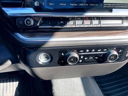 Used 2022 Chevrolet Silverado 1500 LT image 27