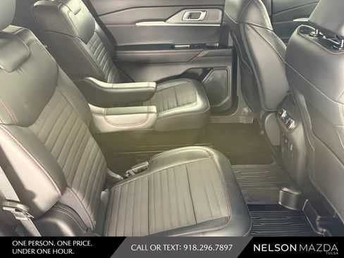 Used 2025 Ford Explorer ST-Line w/ Premium Package RWD image 39