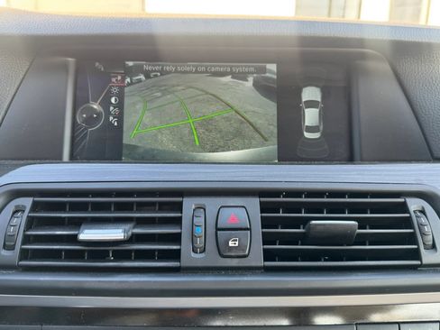 Used 2013 BMW 528i Sedan RWD image 18