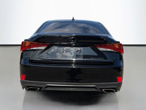 Used 2017 Lexus IS 200t 200t image 4