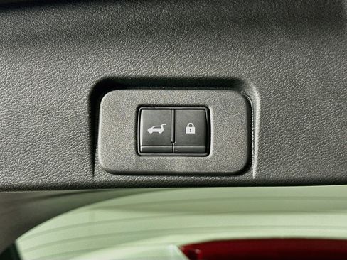 Used 2023 Nissan Rogue SL w/ SL Premium Package FWD image 30