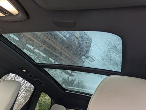 New 2026 Volvo XC60 B5 Plus w/ Protection Package Premier image 27