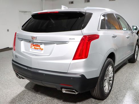 Used 2018 Cadillac XT5 Luxury w/ Driver Awareness Package image 7