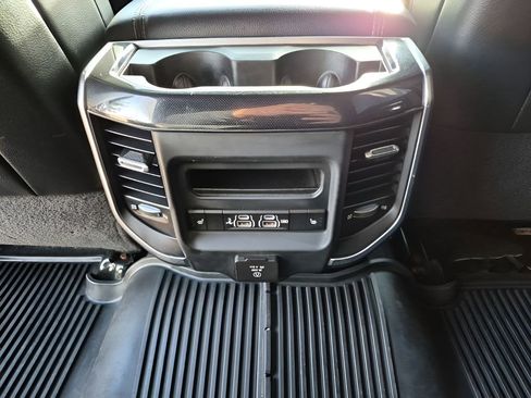 Used 2019 RAM 2500 Laramie image 22