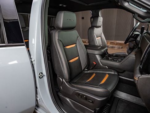 Used 2024 GMC Sierra 2500 AT4 w/ Max Trailering Package image 30