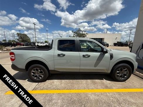 Used 2022 Ford Maverick XLT image 12