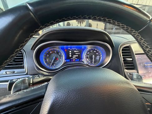 Used 2021 Chrysler 300 S w/ S Model Appearance Package RWD image 16