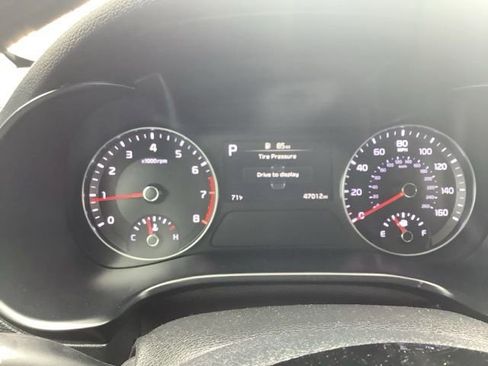 Used 2024 Kia Forte LXS image 13