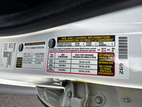 Used 2022 Toyota Tacoma SR AWD/4WD image 34