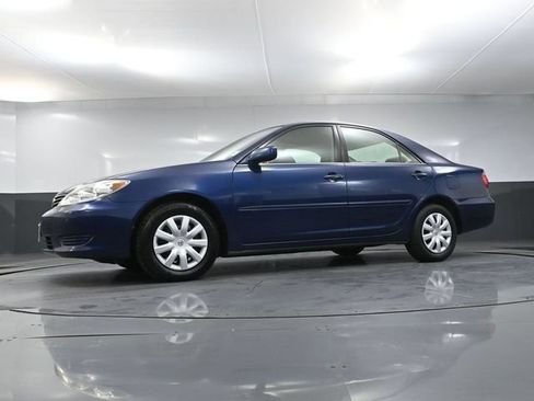 Used 2006 Toyota Camry LE FWD image 42