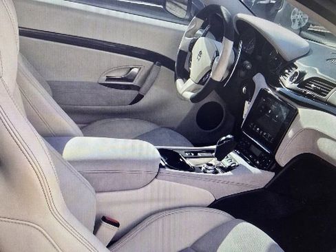 Used 2018 Maserati GranTurismo Sport image 6