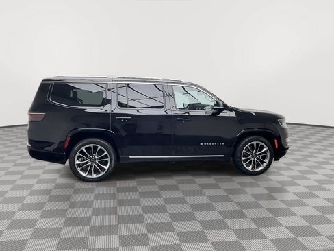 Used 2023 Jeep Wagoneer Series III w/ Premium Group I AWD/4WD image 44