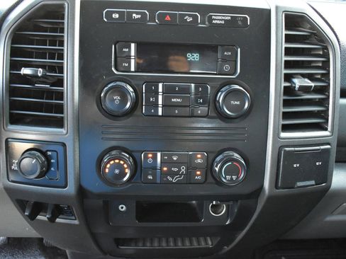 Used 2019 Ford F250 XL w/ Power Equipment Group AWD/4WD image 16