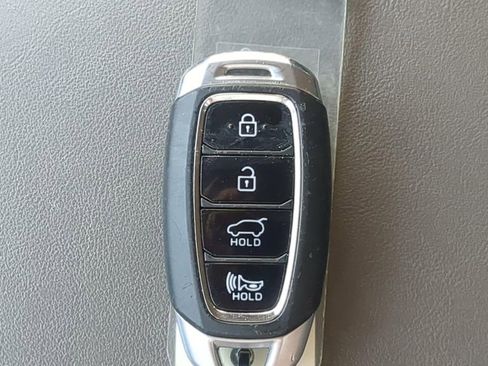 Used 2019 Hyundai Santa Fe SEL FWD image 23