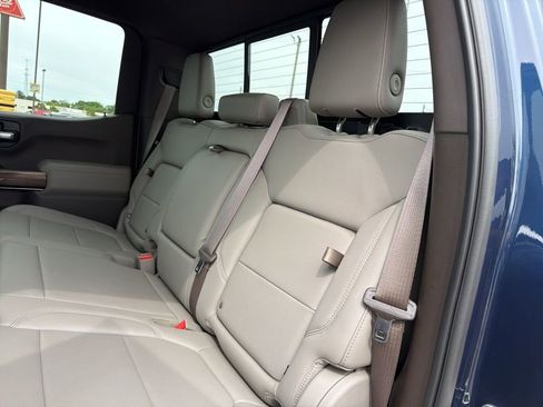 Used 2020 Chevrolet Silverado 1500 RST image 18