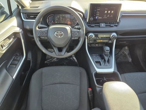 Used 2024 Toyota RAV4 XLE AWD/4WD image 33
