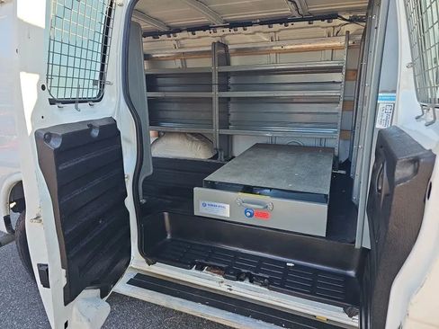 Used 2014 GMC Savana 2500 image 19