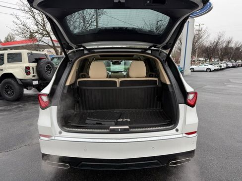 Used 2023 Acura MDX SH-AWD w/ Advance Package image 33