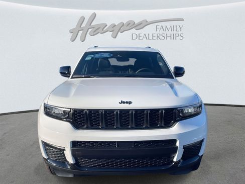 New 2025 Jeep Grand Cherokee L Limited w/ Black Appearance Package image 14